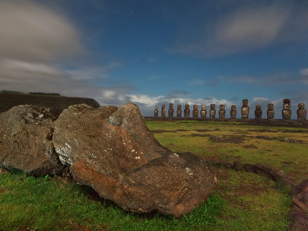 moai-easter-island-olson_60072_600x450.jpg